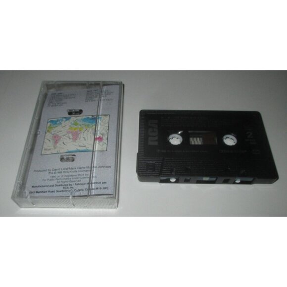 M+M - The World is a Ball on cassette ( RCA Records, 1986) - Picture 2 of 2